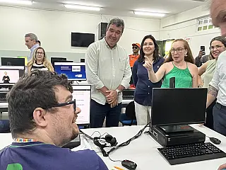 Riedel conhece CEEP/CEEJA e incentiva qualificação