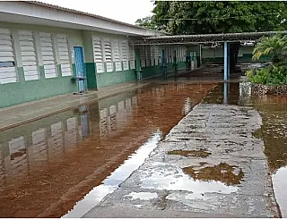Deputado intervém no Governo pela reforma da escola Felipe de Brum em Amambai