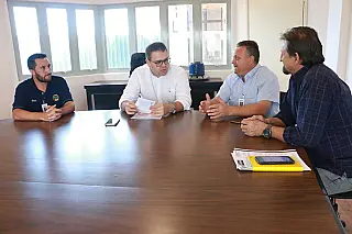 Prefeito recebe cooperativa e reforça intenção de apoio e incentivo ao segmento