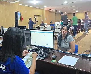 Pais de alunos têm semana para confirmar matrículas