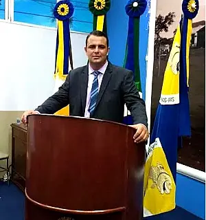 Carlito do Gás faz balanço de 100 dias e avalia mandato como positivo