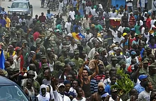 Brasil quer fim da violência no Haiti e conclusão da eleição