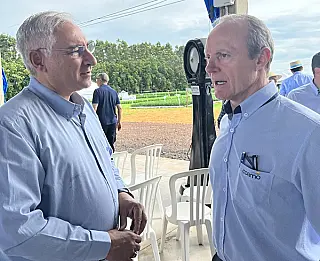 Com Fazenda Experimental, Coamo amplia tecnologias