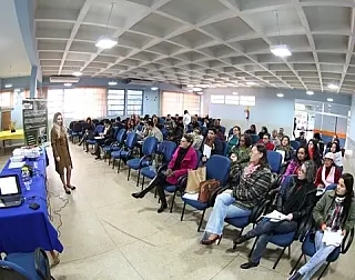Secretária comemora sucesso de curso Capacita Suas