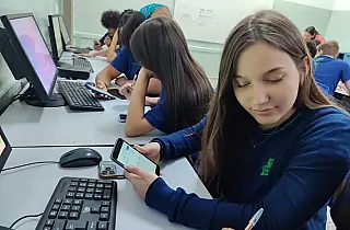 Celulares apreendidos se transformam em ferramentas de ensino em MS