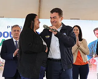 Famílias aguardaram muitos anos pela escritura