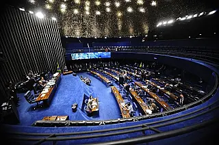 Criação da taxa para empréstimos do BNDES é aprovado pelo Senado