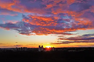 Tempo quente e seco persiste em MS; temperatura pode ficar acima de 34°C