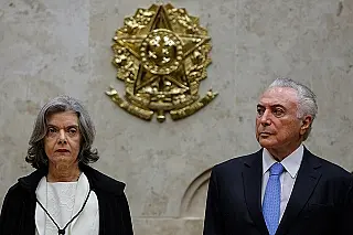 É 'inadmissível' e 'inaceitável' agredir a Justiça, diz Cármen Lúcia ao retomar os trabalhos no Judi