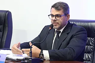 Mauricio pede revitalização na Escola Indígena Tengatuí Marangatu