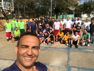 Grupo Máster revive os bons tempos do basquetebol em Dourados