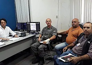 Bares e conveniências que descumprirem alvará podem ser fechados, ameaça Município