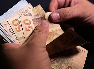 Estado paga R$ 464 milhões