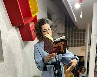 Escritora lança livro em Dourados