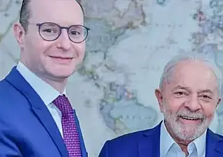 Lula indica Zanin para o STF
