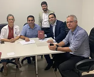 Deputado Herculano assume compromissos com o Hospital Evangélico