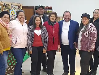 Artistas mostram talento em estande na Expoagro