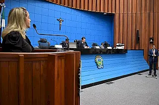 Lia Nogueira pede que MPE esclareça aquisição dos kits de robótica