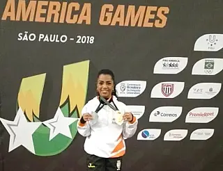Douradense Joane Pedroso traz ouro de primeiro evento paralímpico internacional