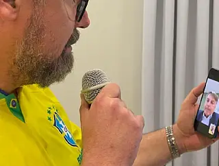 Pollon recorre contra o decreto das armas