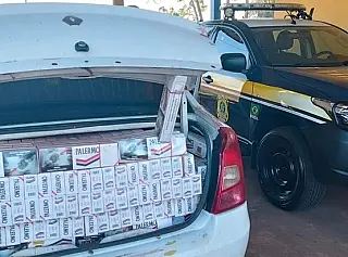 PRF apreende 6.000 maços de cigarros na rodovia