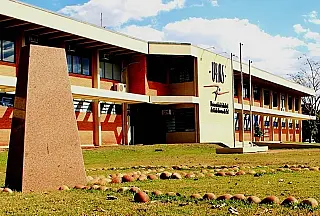 Concurso com salários de até R$ 6 mil na Uems prorroga inscrições até o dia 12