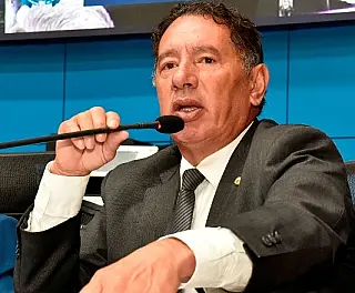 Projeto converte multa de trânsito em advertência