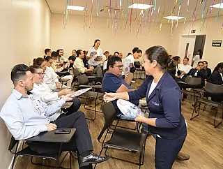 Funcionários do Hospital Cassems se previnem contra 'doenças do carnaval'