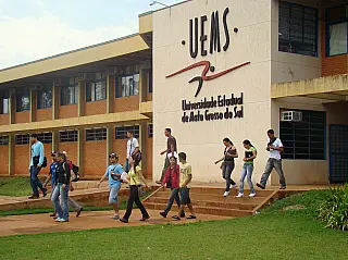 Uems inscreve até hoje para duas vagas em Biologia com salários de R$ 8,6 mil
