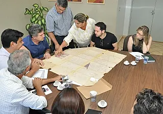 Mourão diz que asfalto no Monte Carlo é vitória popular