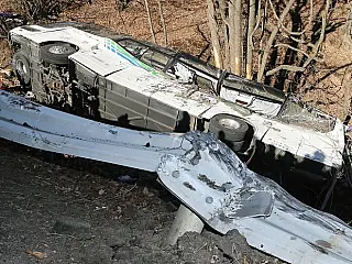 Ônibus com esquiadores cai e mata 14 pessoas no Japão