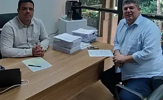 Rogério Yuri vai à Capital em busca de manutenção para Chácaras Abaeté e região do Olho D'água
