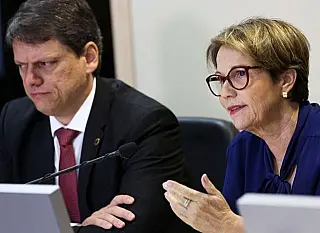 Ministros discutem privatização da BR 163 para melhorar escoamento da safra