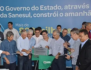Reinaldo atinge marca de R$ 800 milhões em saneamento no primeiro mandato