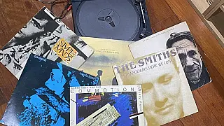 Venda de discos de vinil supera a de CDs pela primeira vez em 36 anos
