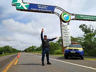Ações ostensivas vão monitorar mais de 15 mil km de estradas no feriado prolongado