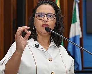 Professor é denunciado por aliciar alunas a policiais