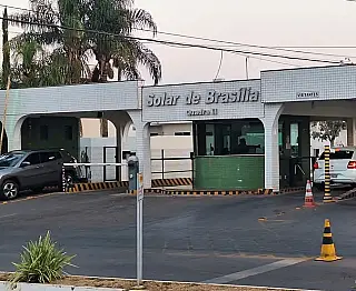 Moraes nega visita de Milei a Bolsonaro