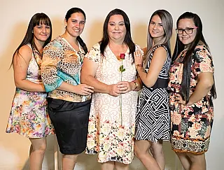 Mães ganham dia de princesa em promoção da Unigran