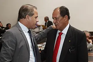 Deputados querem explicações do MPE sobre benesses