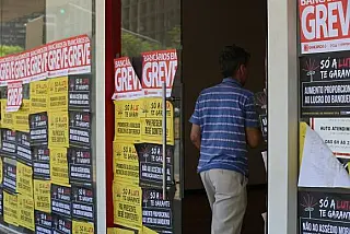 Sem acordo, greve de bancários continua nesta sexta-feira