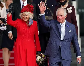 Rainha já admite Camilla
