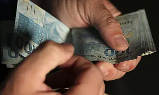 Caixa paga hoje Auxílio Brasil a beneficiários com NIS final 6
