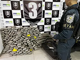 PM apreende 95 quilos de skunk em Dourados