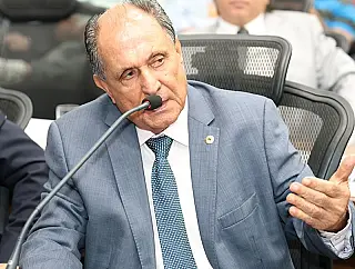 Zé Teixeira busca aprimorar segurança e atendimento público