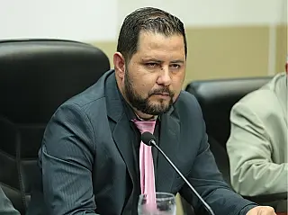 Jânio Miguel pede placas educativas nos parques de Dourados