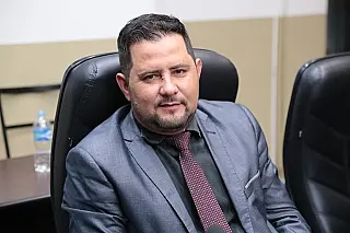 Jânio Miguel solicita semáforo na rua Ponta Porã com Balbina de Matos