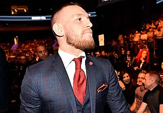 Insatisfação do UFC pode tomar cinturão de Conor McGregor