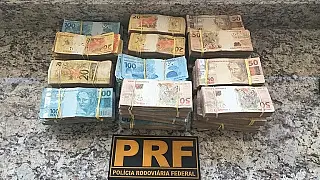 Mais de R$ 290 mil são encontrados pela PRF em fundo falso de veículo