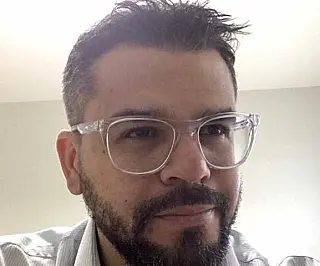 Na esperança de assumir vaga de Idenor, Mauricio pede demissão na Prefeitura